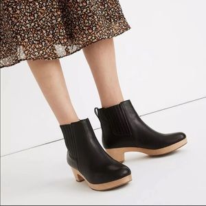 Madewell The Clog Boot in Leather - Black